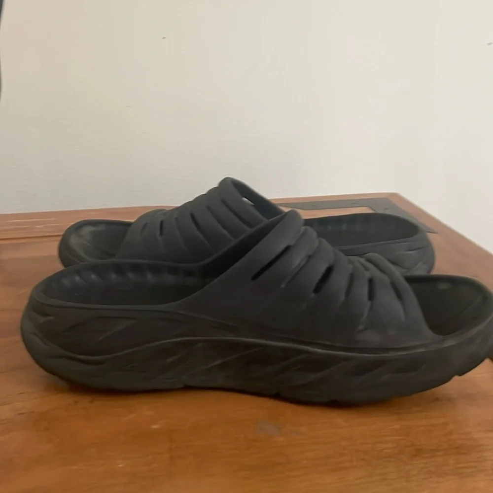 Hoka One One Slider Sandals Size 11